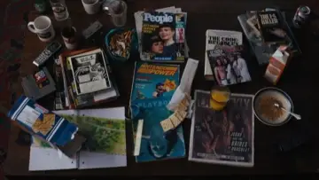Backdrop to the movie "Under the Silver Lake" #731005