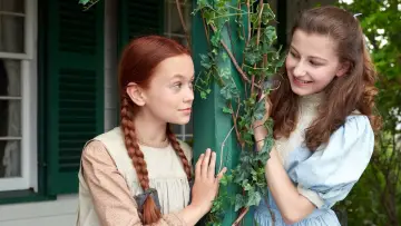 Backdrop to the movie "Anne of Green Gables" #452680