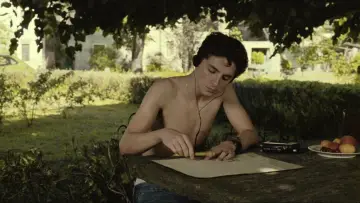 Backdrop to the movie "Call Me by Your Name" #1176665