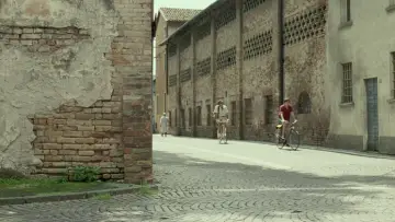 Backdrop to the movie "Call Me by Your Name" #595897