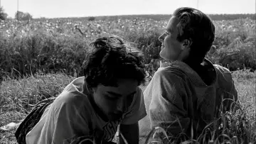 Backdrop to the movie "Call Me by Your Name" #596011