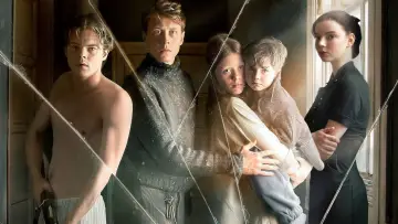Backdrop to the movie "Marrowbone" #1630037
