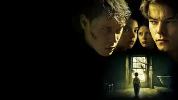 Backdrop to the movie "Marrowbone" #869627