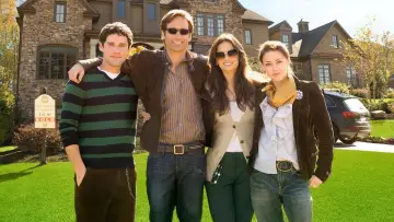 Backdrop to the movie "The Joneses" #1650771