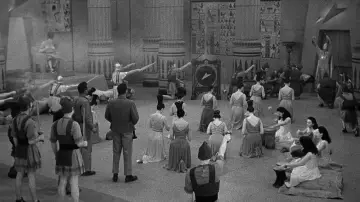 Backdrop to the movie "The Mole People" #931725