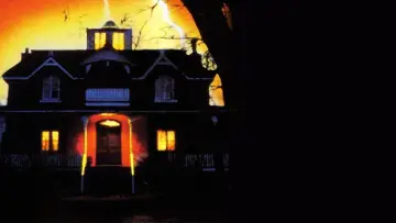 Backdrop to the movie "The Amityville Curse" #1096033