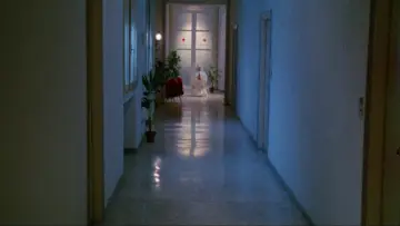 Backdrop to the movie "Killer Nun" #1131739