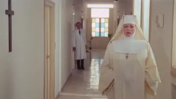 Backdrop to the movie "Killer Nun" #1131744