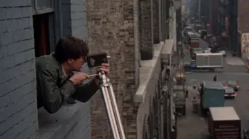 Backdrop to the movie "Hi, Mom!" #1097176
