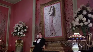 Backdrop to the movie "Valentino" #1141829