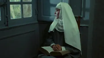 Backdrop to the movie "The Nun" #493404