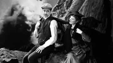 Backdrop to the movie "Goodbye, Mr. Chips" #1065141