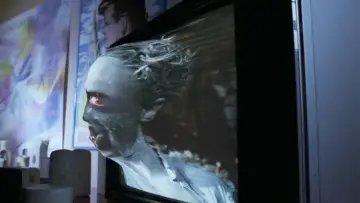 Backdrop to the movie "Demons 2" #923964