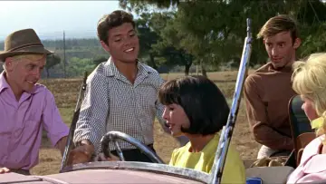 Backdrop to the movie "Summer Holiday" #714466
