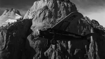 Backdrop to the movie "Only Angels Have Wings" #1013849