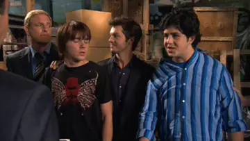 Backdrop to the movie "Drake & Josh Go Hollywood" #1055192
