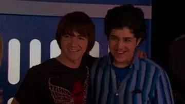 Backdrop to the movie "Drake & Josh Go Hollywood" #1055204