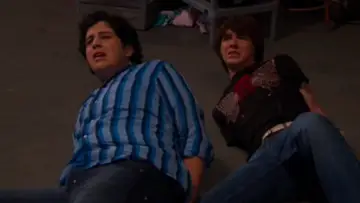 Backdrop to the movie "Drake & Josh Go Hollywood" #1055208