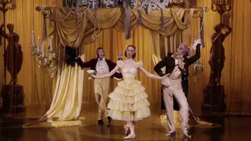 Backdrop to the movie "The Tales of Hoffmann" #1114820