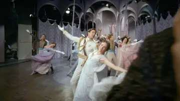 Backdrop to the movie "Cinderella" #494499