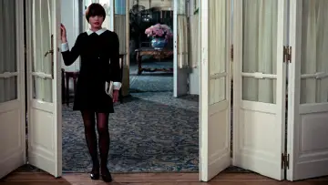 Backdrop to the movie "Daughters of Darkness" #1010020