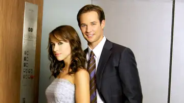 Backdrop to the movie "Elevator Girl" #498212
