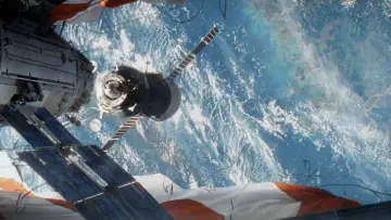 Backdrop to the movie "Gravity" #235434