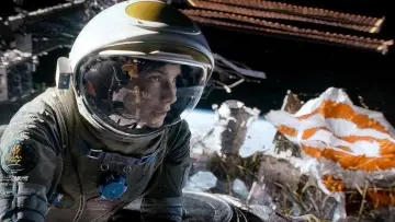Backdrop to the movie "Gravity" #631301
