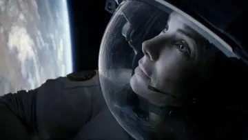 Backdrop to the movie "Gravity" #631303