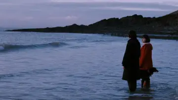 Backdrop to the movie "Submarine" #968075