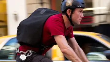 Backdrop to the movie "Premium Rush" #944405