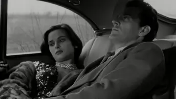 Backdrop to the movie "Story of a Love Affair" #1619199