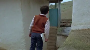 Backdrop to the movie "Where Is The Friend
