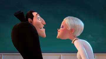 Backdrop to the movie "Hotel Transylvania 3: Summer Vacation" #1207345