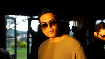 Backdrop to the movie "Kaatru Veliyidai" #1147812