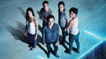 Backdrop to the movie "Flatliners" #725015