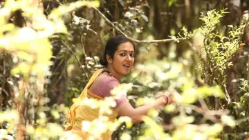 Backdrop to the movie "Kadamban" #1158208