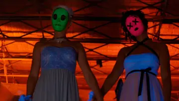 Backdrop to the movie "Tragedy Girls" #936900