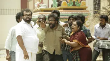 Backdrop to the movie "Savarakathi" #1162661
