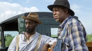 Backdrop to the movie "Mudbound" #219240