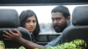 Backdrop to the movie "Achamindri" #1164312
