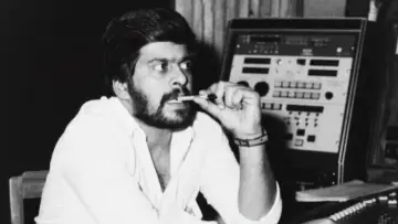 Backdrop to the movie "Ondanondu Kaladalli" #1616087