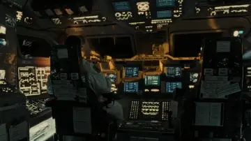Backdrop to the movie "Ad Astra" #853036