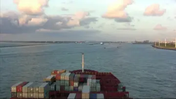 Backdrop to the movie "Logistics" #1569787