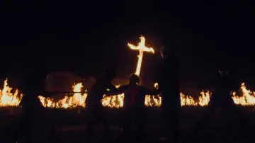 Backdrop to the movie "Apostle" #742933
