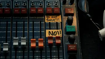 Backdrop to the movie "Bohemian Rhapsody" #837093