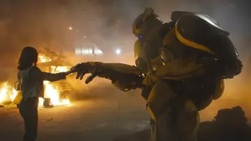 Backdrop to the movie "Bumblebee" #317687