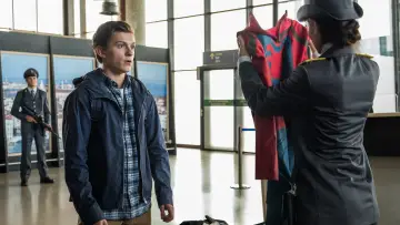 Backdrop to the movie "Spider-Man: Far From Home" #1196639