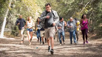 Backdrop to the movie "Mad Families" #358533