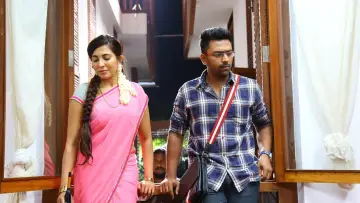 Backdrop to the movie "Koditta Idangalai Nirappuga" #1156994